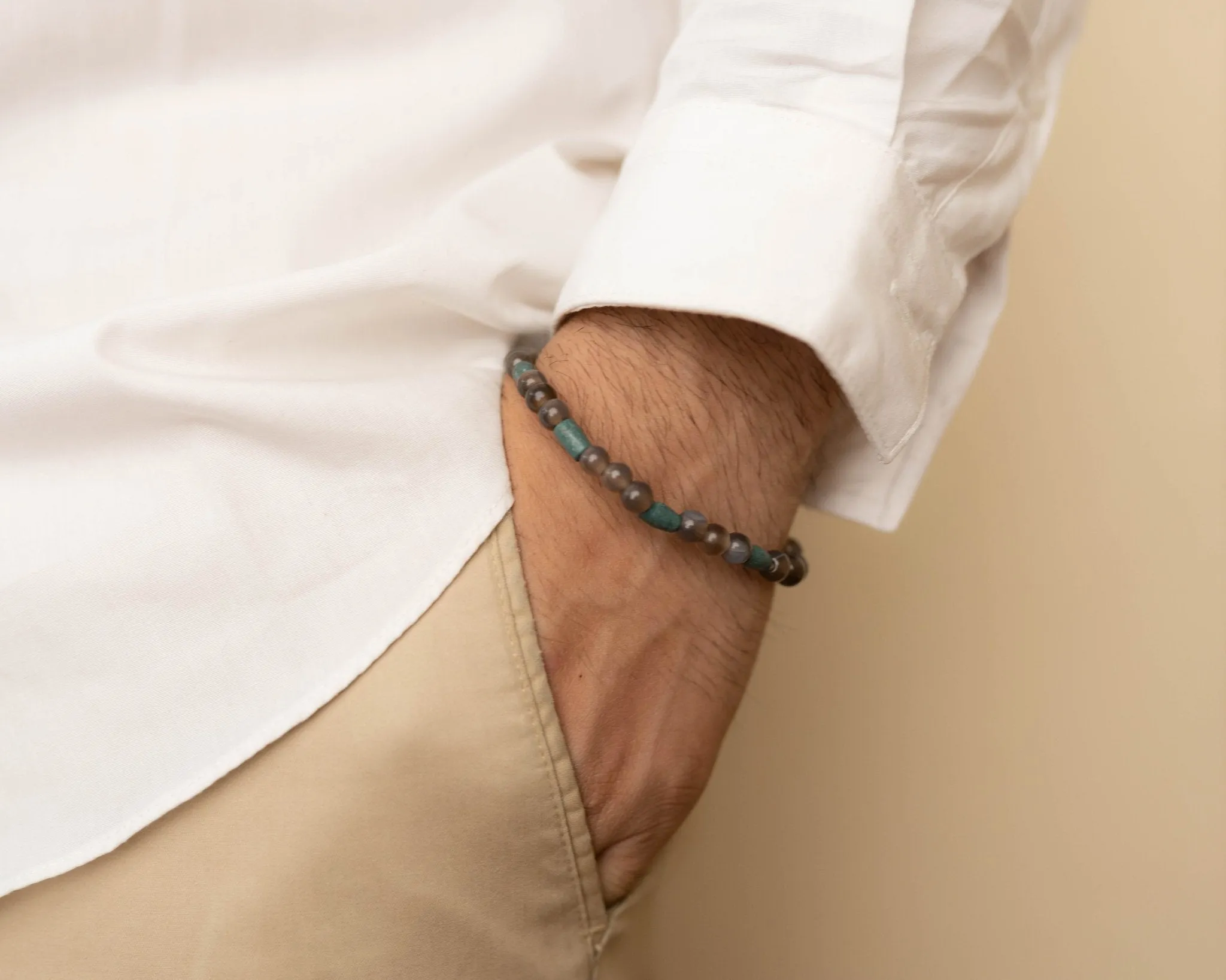 Grey Agate & Wooden Bead Bracelet