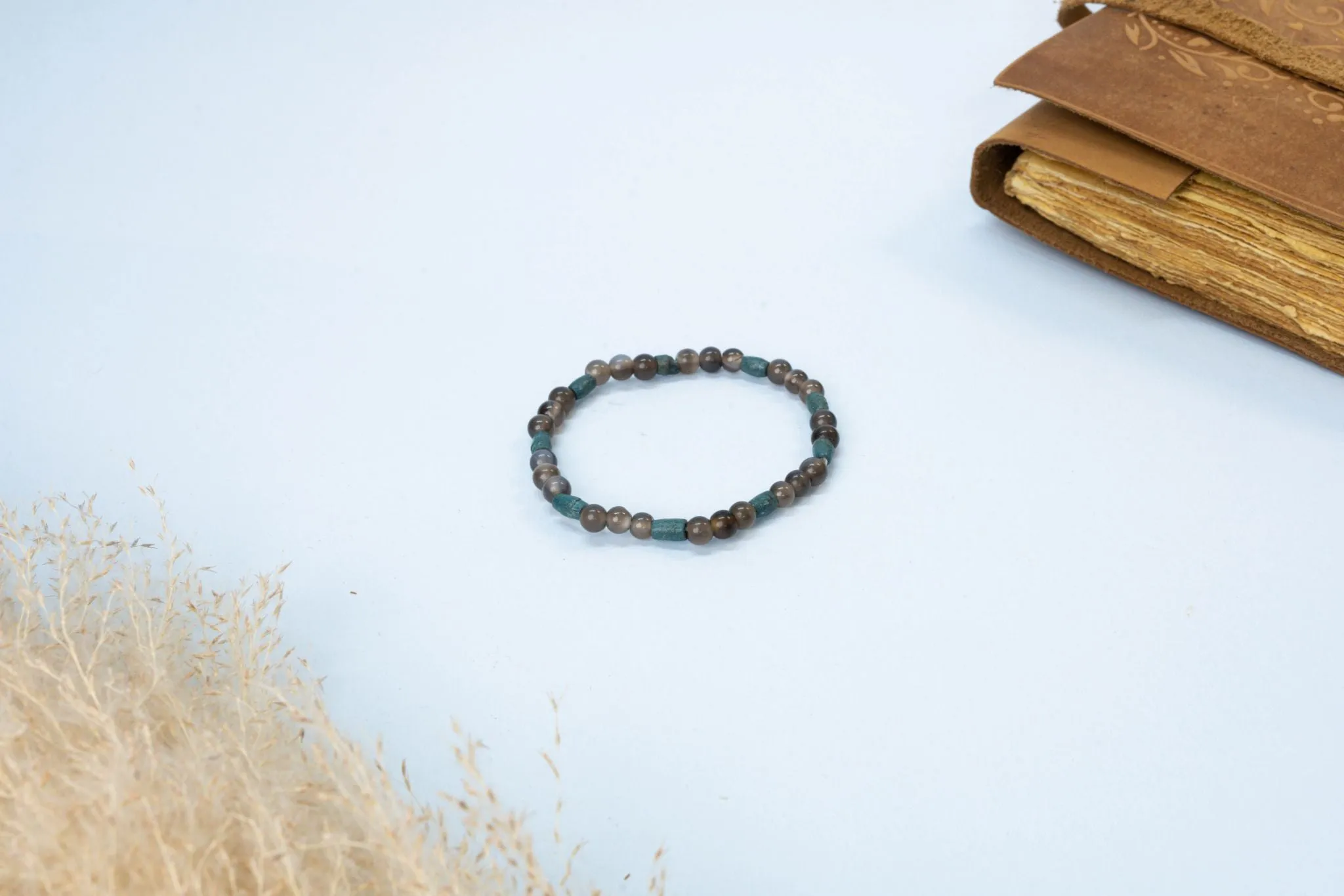 Grey Agate & Wooden Bead Bracelet
