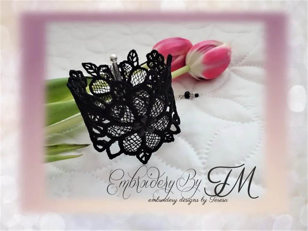 Lace bracelet flowers 1/ two sizes