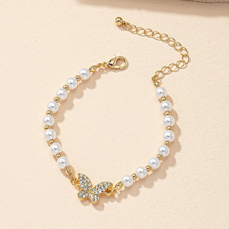 Sophisticated Pearl Butterfly Bracelet with a Touch of Elegance