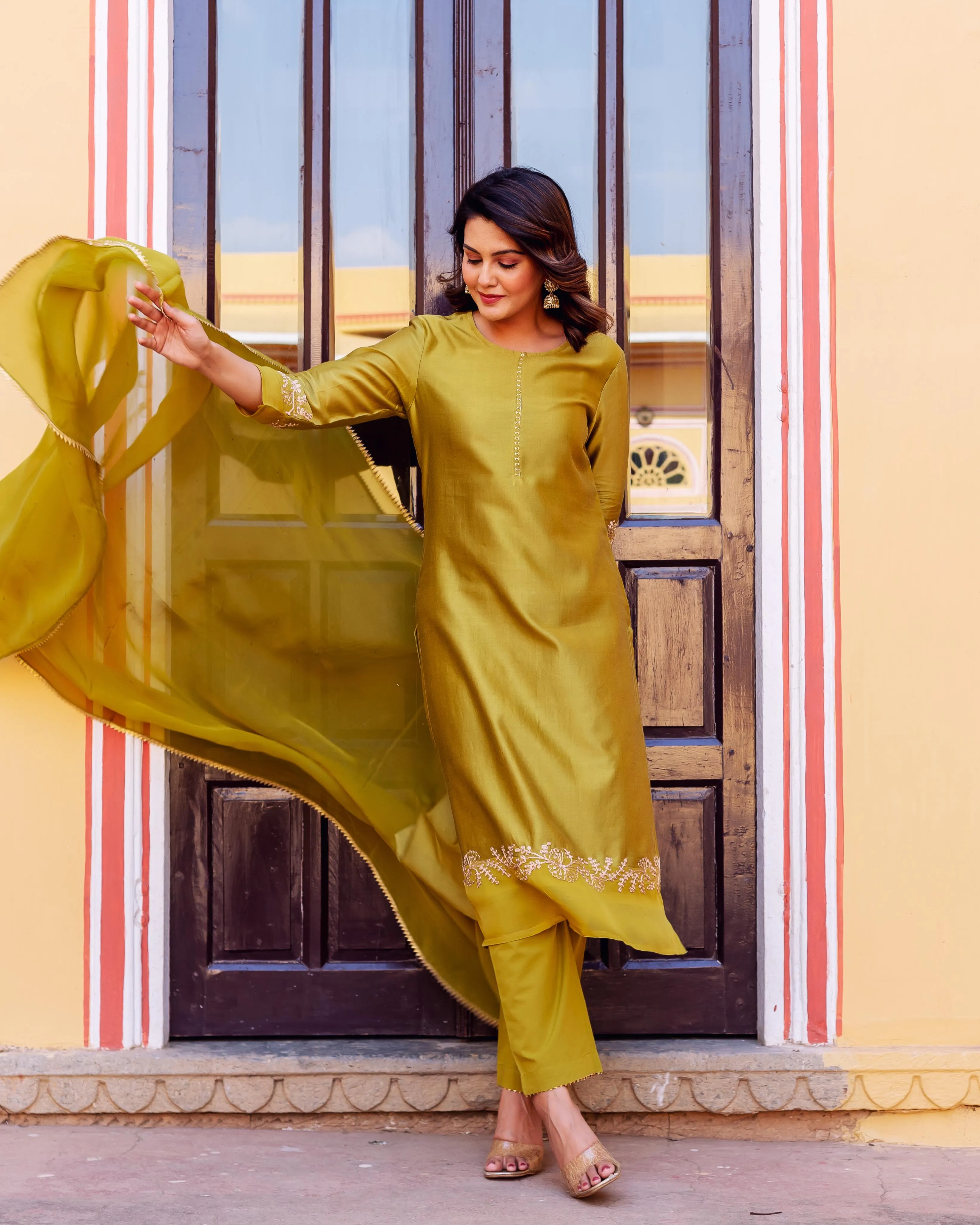 Swarnali Chanderi Silk Embroidered Kurta