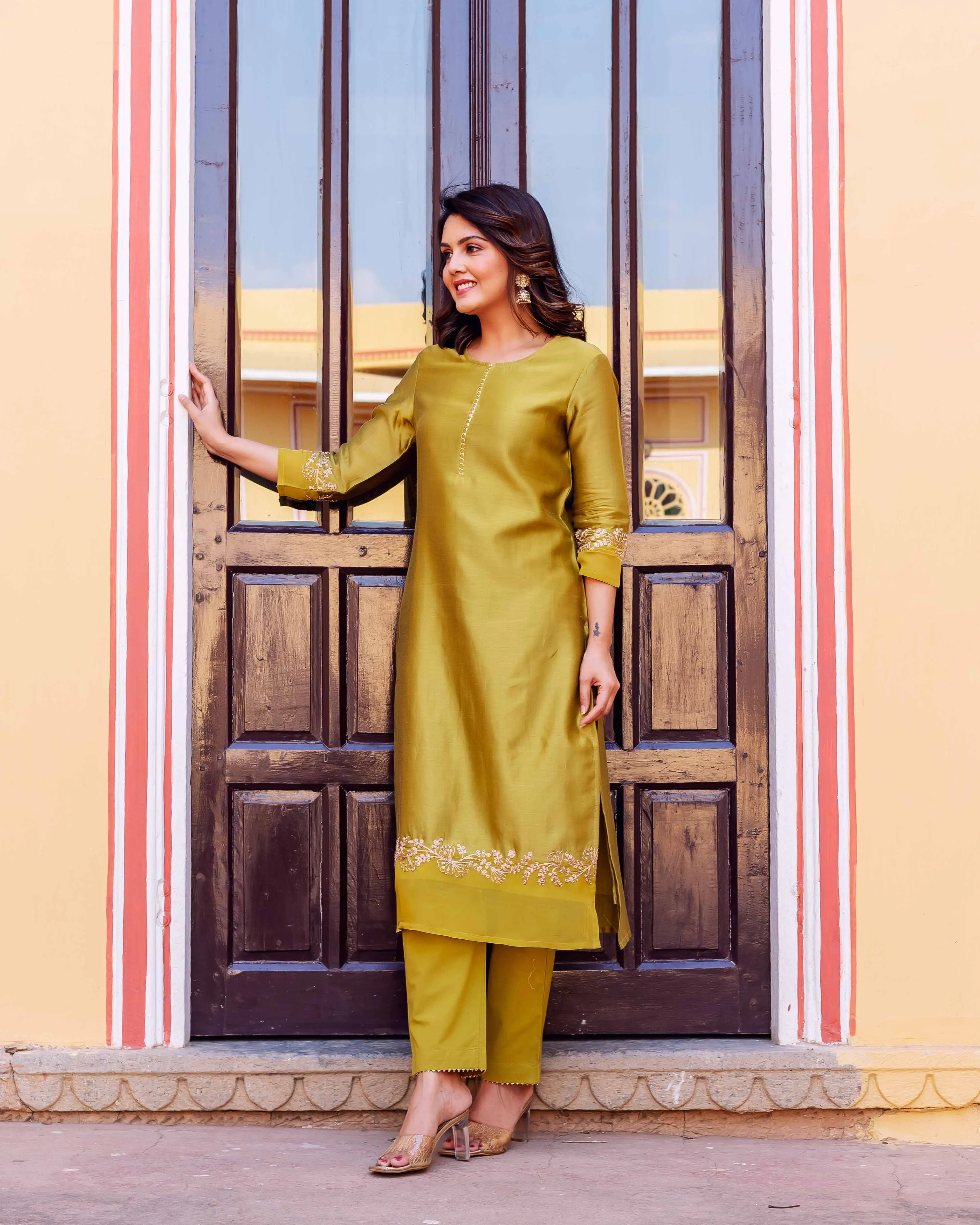 Swarnali Chanderi Silk Embroidered Kurta
