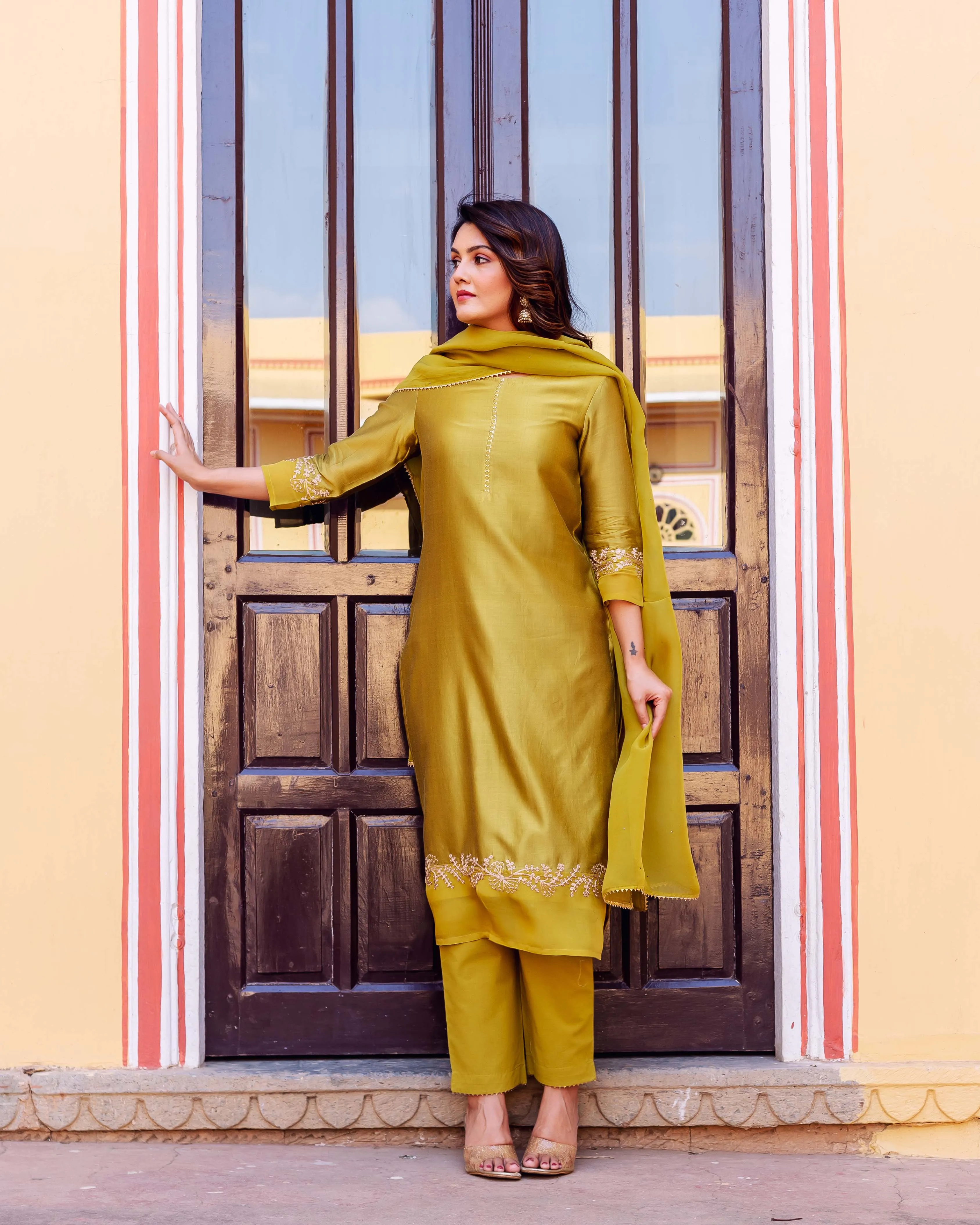 Swarnali Chanderi Silk Embroidered Kurta