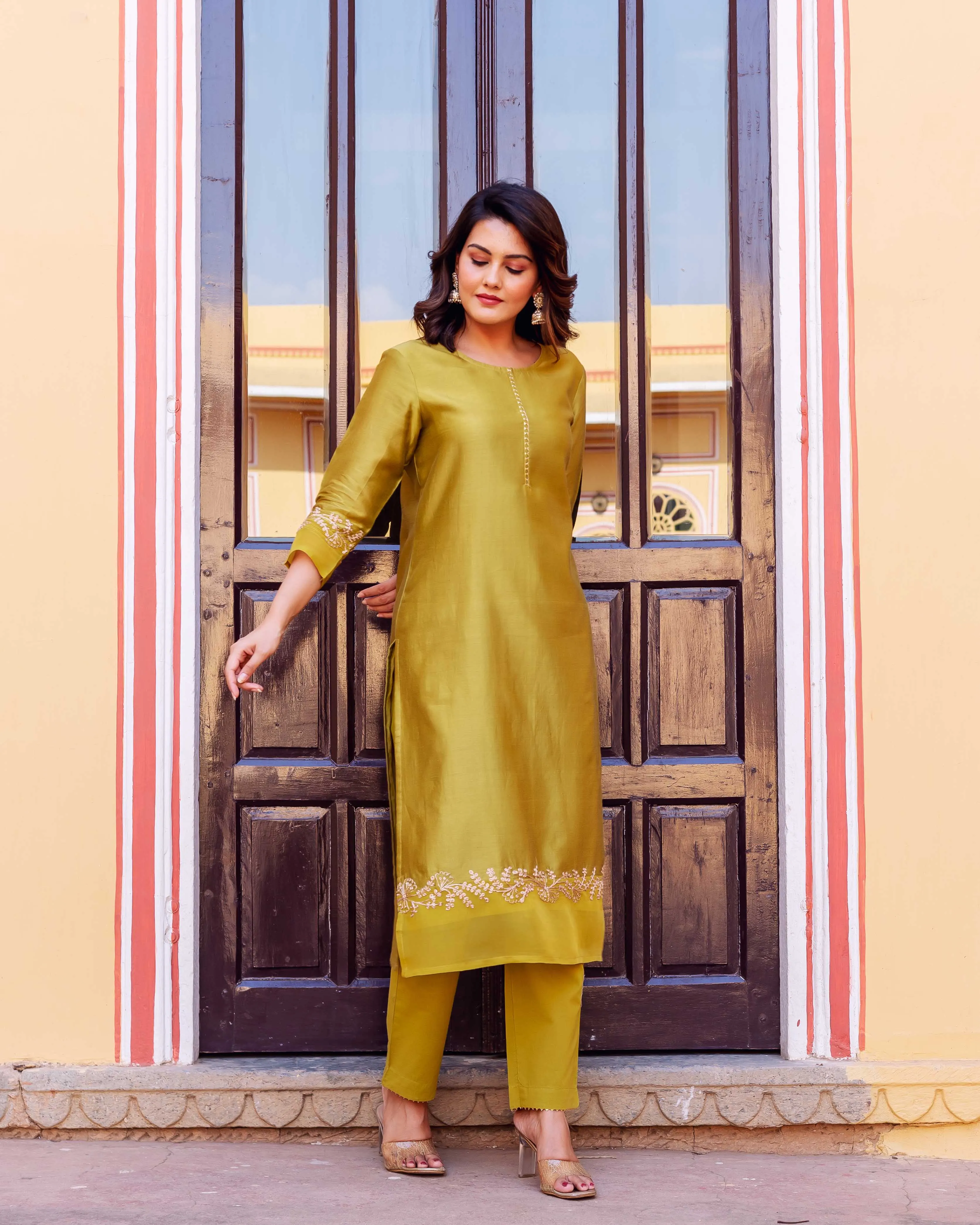 Swarnali Chanderi Silk Embroidered Kurta