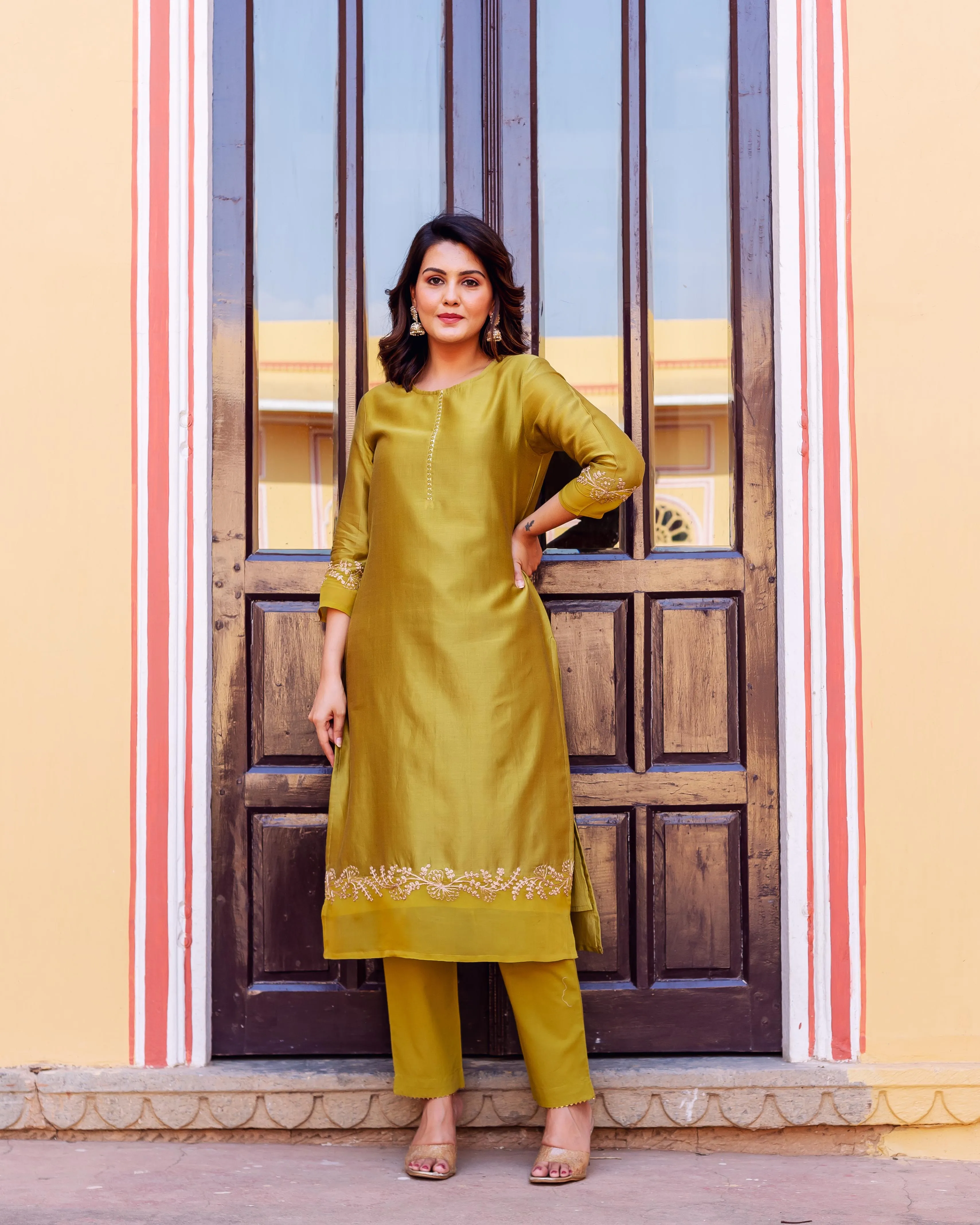 Swarnali Chanderi Silk Embroidered Kurta